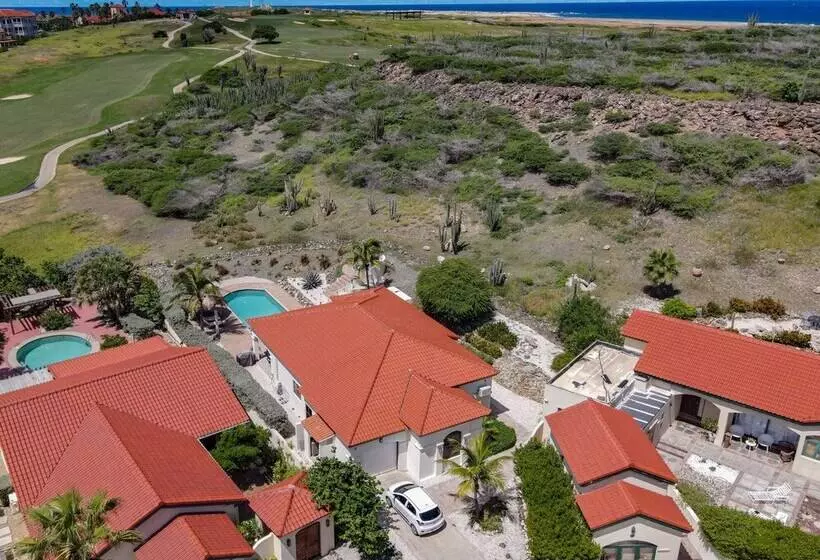 New Gorgeous Listing With Hot Tub Golf Course View In Tierra Del Sol