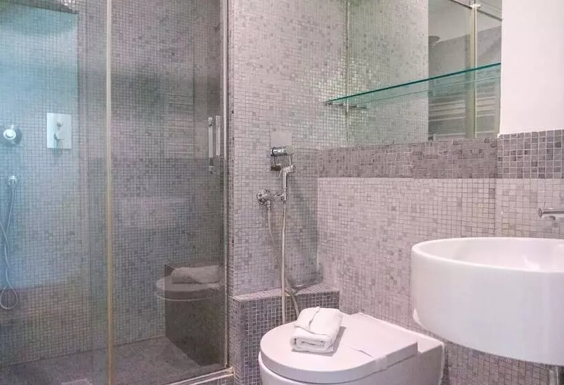 Piazza Venezia Charming & Bright Apartment