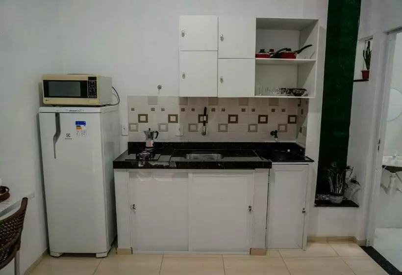 Studio à 400m Mar,cozinha Completa, Wi Fi 95mbs Ideal Para Casais