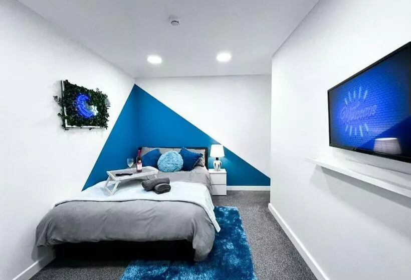 Cosy Contemporary Apartment   Brimsdown, Enfield