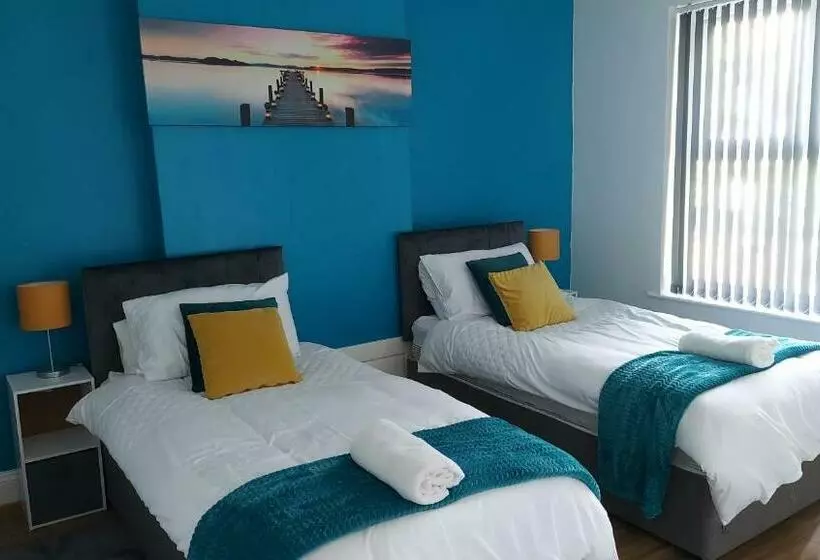 Hilltop Place Suites Near Meadowhall