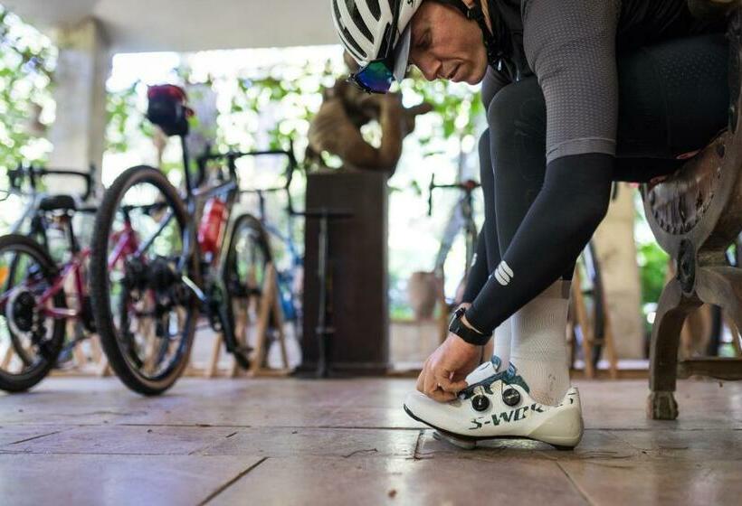 La Bruguera De Púbol Villa & Eco Retreat Centre