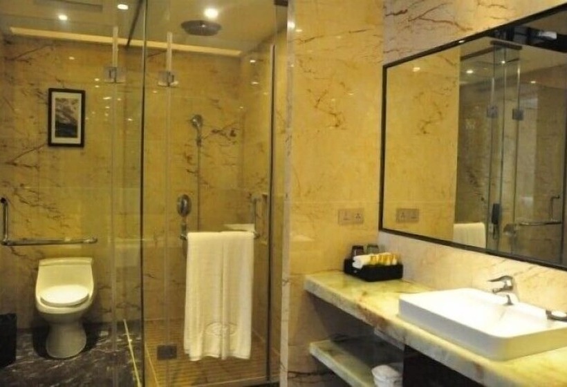 בית מלון כפרי Eurasia Convention International