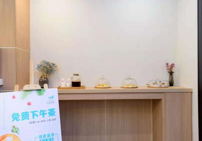 Hotel Hanting Express Zhengzhou Ruhe Road