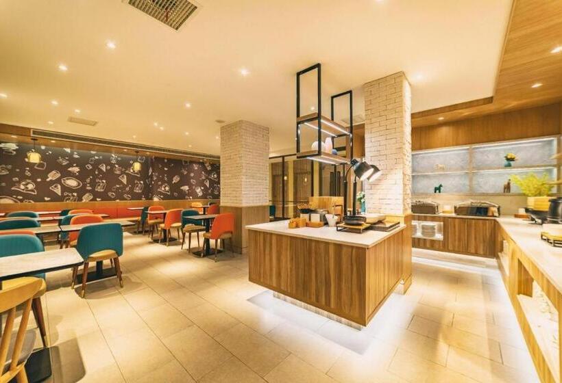 Hanting Hotel Qingdao Zhanqiao Railway Station East Plaza