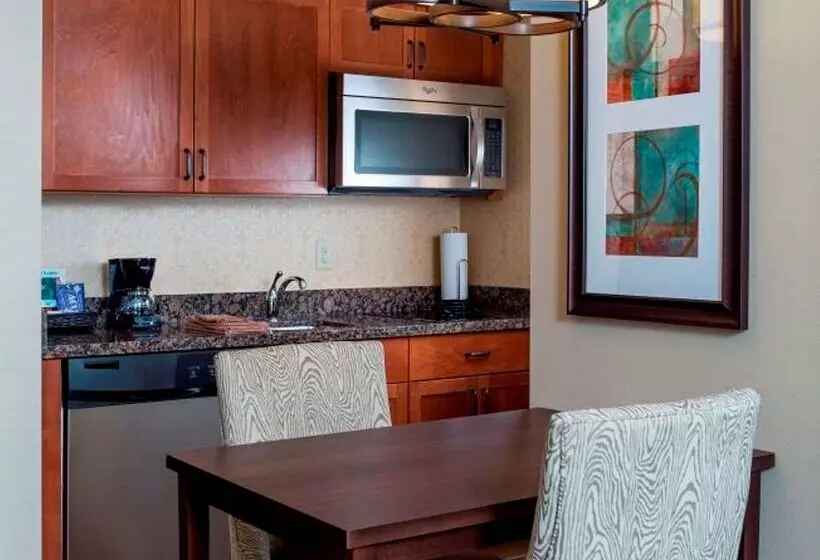 בית מלון כפרי Homewood Suites By Hilton Akron Fairlawn, Oh