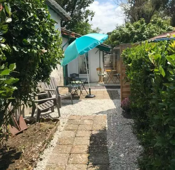 Appartement Entre Océan Et Montagne 15bis Avenue De Montbrun Anglet