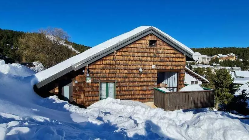 Chalet Les Lupins Bleus Au Pied Des Pistes Font Romeu Pyrénées 2000