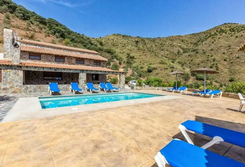 Gorgeous Home In El Borge With Wifi