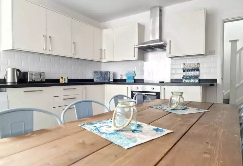 Dysa Promenade Apartments
