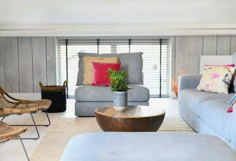 Loft In De Polder