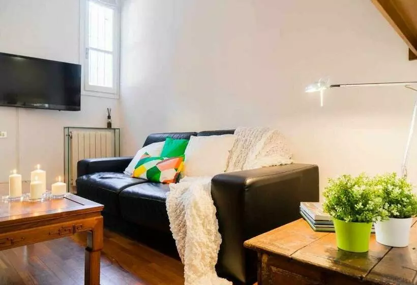 Ma08a Beautiful Flat With Terrace In Pta Nuova