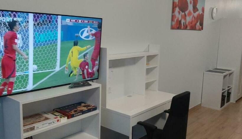 Apartment Cherry Bratislava & Free Parking