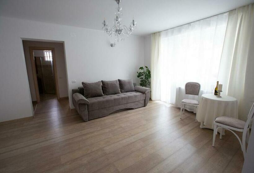 Perfect Apartment Central