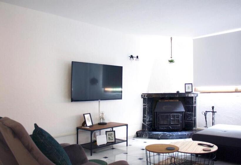 The Garden & Pool House Banus