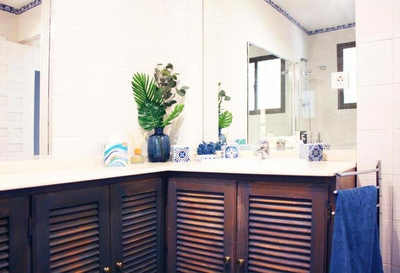 The Garden & Pool House Banus