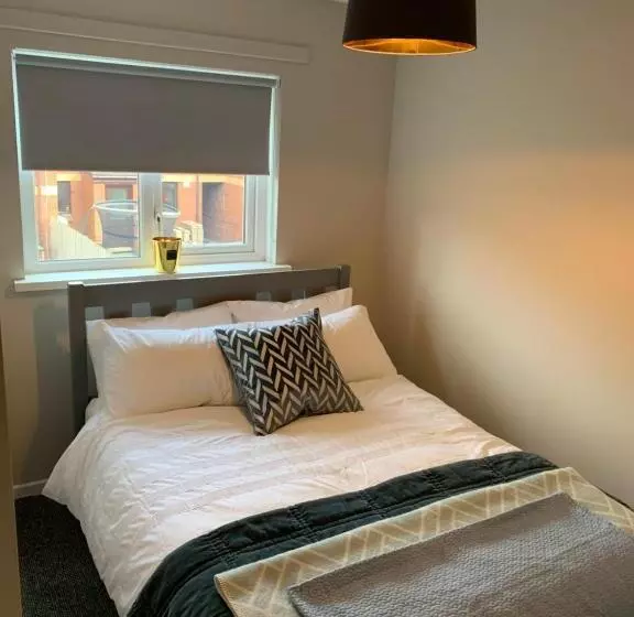 Weekend City Break Plush Pad