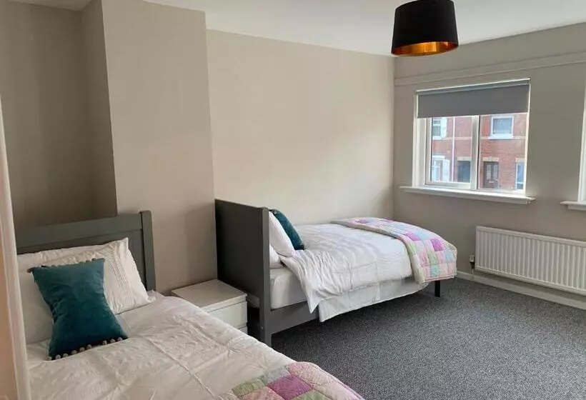 Weekend City Break Plush Pad