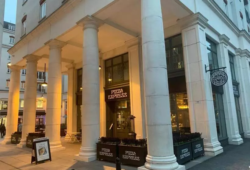 Weekend City Break Plush Pad