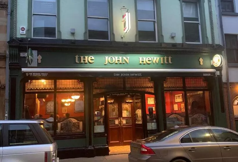 Weekend City Break Plush Pad