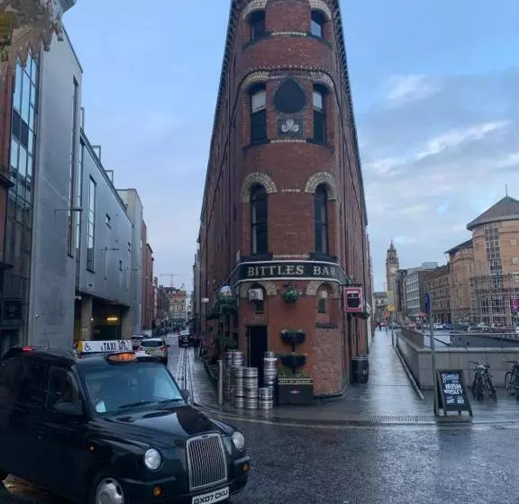 Weekend City Break Plush Pad