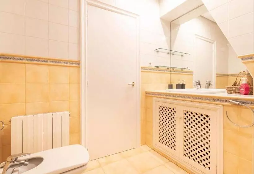 Casco Viejo Tradición Pinchos Y Gastronomía