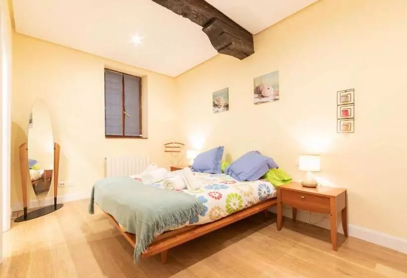 Casco Viejo Tradición Pinchos Y Gastronomía