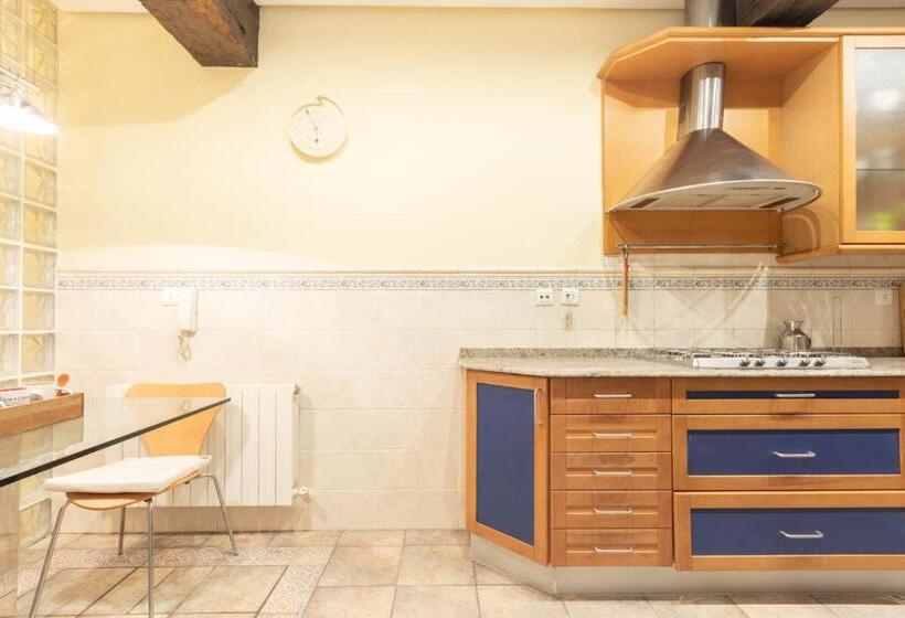 Casco Viejo Tradición Pinchos Y Gastronomía