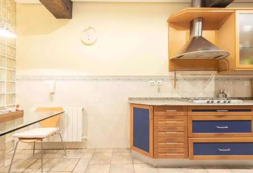 Casco Viejo Tradición Pinchos Y Gastronomía