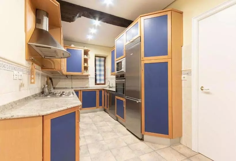 Casco Viejo Tradición Pinchos Y Gastronomía