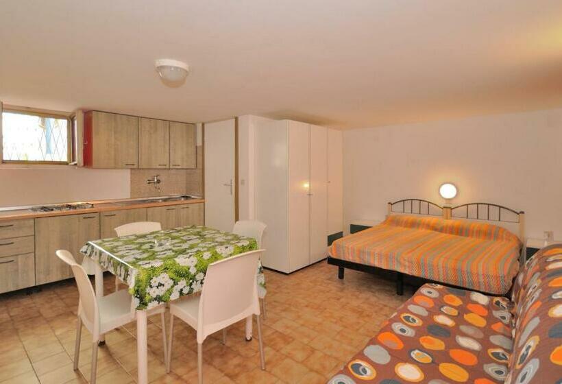 Villaggio Della Luna