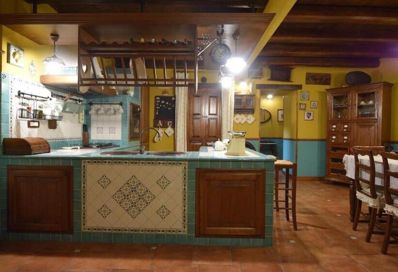 Dimora Sweet History