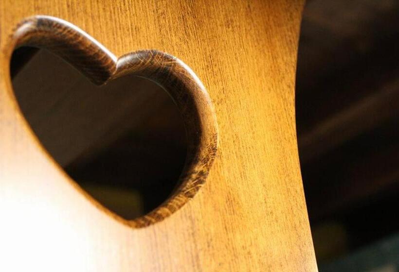 Dimora Sweet History