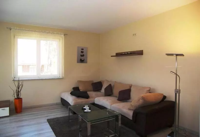 Ferienwohnung Plötz  Mit Terrasse Und E  Auto Ladestation