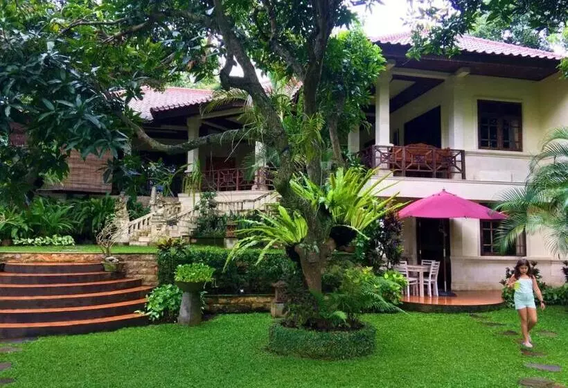 Jungle Garden Villa