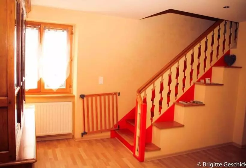 Spacieux Gîte Jusqu à 12 Personnes