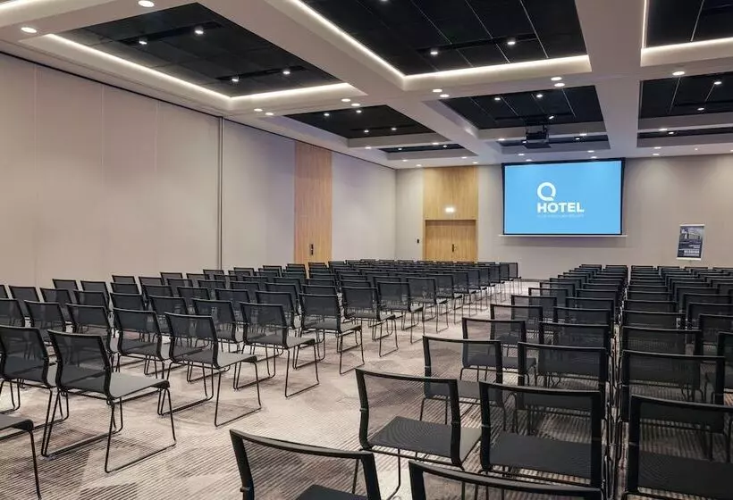 Q Hotel Plus Wrocław Bielany