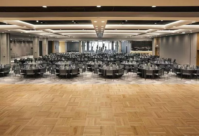 Q Hotel Plus Wrocław Bielany