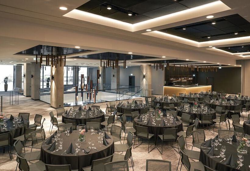 Q Hotel Plus Wrocław Bielany