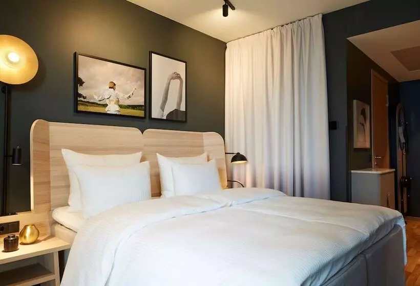 Hotelli Scandic Frankfurt Hafenpark