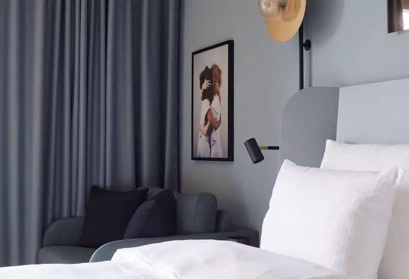 Hotelli Scandic Frankfurt Hafenpark