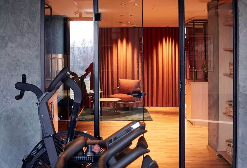 Hotelli Scandic Frankfurt Hafenpark