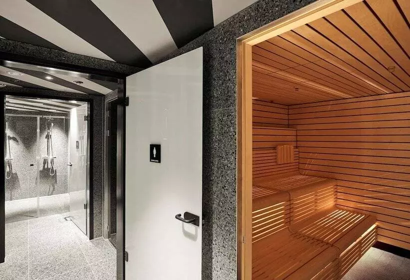 Hotelli Scandic Frankfurt Hafenpark