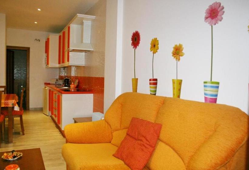 Apartamentos Turisticos Mirayuste