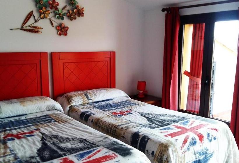Apartamentos Turisticos Mirayuste