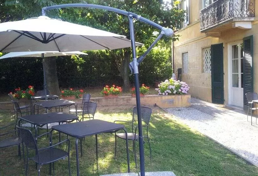 민박 Villa La Perla