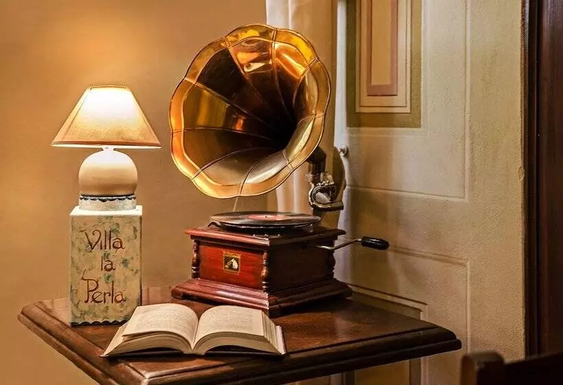 민박 Villa La Perla