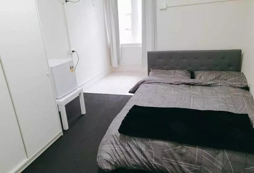 Отель Ady S Place Backpackers