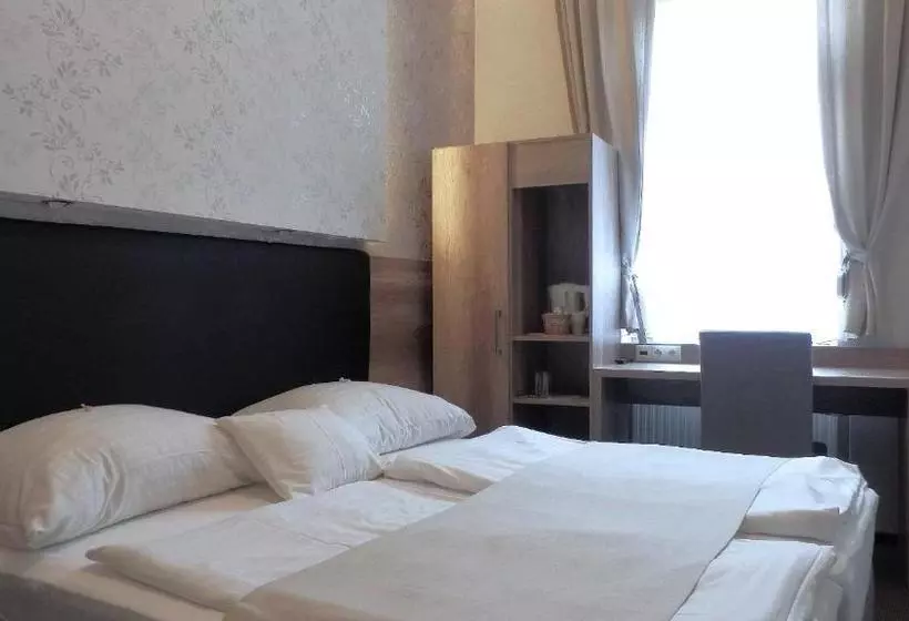 Hotel Caesar Panzió