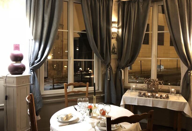 هتل De La Banniere De France